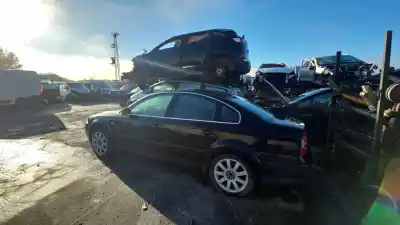 Veicolo di demolizione VOLKSWAGEN PASSAT B5.5 (3B3)  dell'anno 2000 alimentato BDN