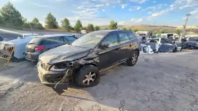 Sloopvoertuig volvo xc60 i suv (156) d5 awd van het jaar 2009 aangedreven d 5244 t4