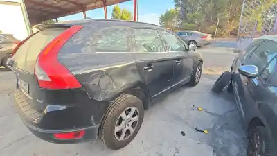 Veicolo di demolizione VOLVO XC60 I SUV (156)  dell'anno 2009 alimentato D 5244 T4