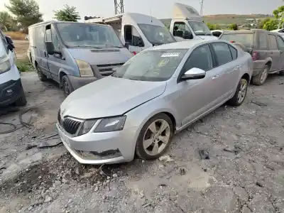 Veículo de Sucata skoda octavia iii (5e3, nl3, nr3) 1.6 tdi do ano 2020 alimentado ddya,dgte