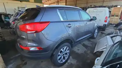 Veículo de Sucata KIA SPORTAGE III (SL)  do ano 2015 alimentado D4FD