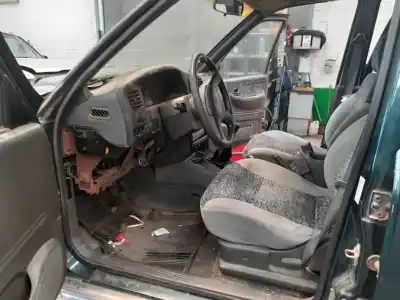 Veicolo di demolizione kia sportage td dell'anno 1999 alimentato re