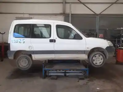 Veicolo di demolizione citroen berlingo 1.9 d multispace dell'anno 2004 alimentato dw8