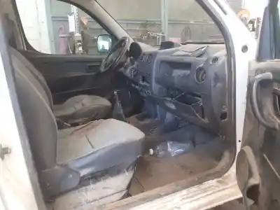 Veicolo di demolizione citroen berlingo 1.9 d multispace dell'anno 2004 alimentato dw8