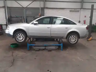 Veículo de Sucata audi a6 berlina (4b2) 2.5 v6 24v tdi do ano 2001 alimentado akn