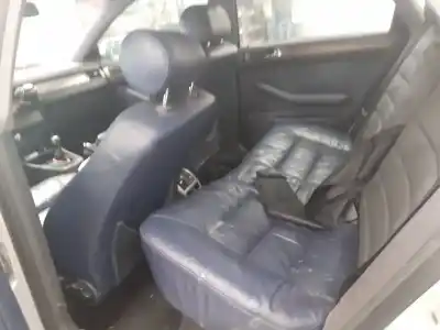 Veículo de Sucata audi a6 berlina (4b2) 2.5 v6 24v tdi do ano 2001 alimentado akn