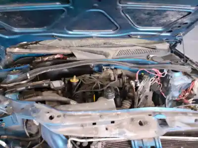 Здавання транспортного засобу renault clio ii fase ii (b/cb0) pack authentique 58 cv / 43 kw року 2003 потужний d7f726