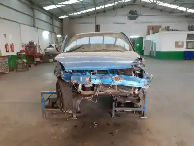 Здавання транспортного засобу RENAULT CLIO II FASE II (B/CB0) Pack Authentique 58 CV / 43 KW року 2003 потужний D7F726