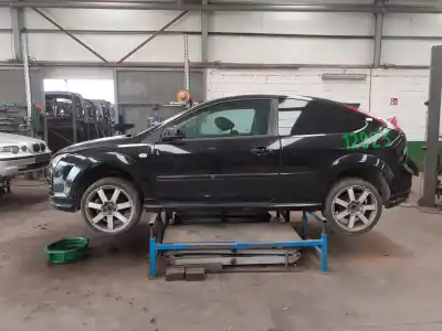 Veicolo di demolizione ford focus berlina (cap) titanium dell'anno 2005 alimentato g6db