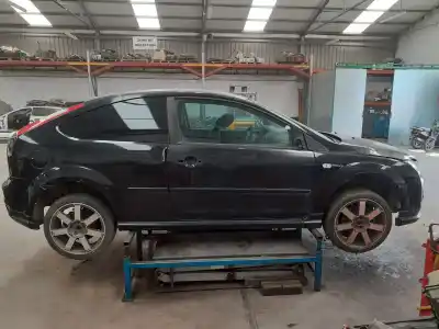 Veicolo di demolizione ford focus berlina (cap) titanium dell'anno 2005 alimentato g6db