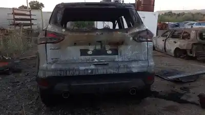 Veículo de Sucata ford kuga (cbs) kuga 120 cv / 88 kw do ano 2015 alimentado 