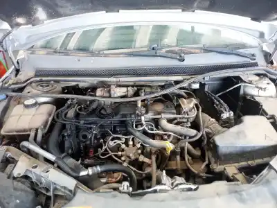 Veicolo di demolizione ford focus berlina (cap) ghia dell'anno 2006 alimentato kkda