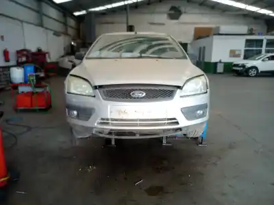 Veicolo di demolizione ford focus berlina (cap) ghia dell'anno 2006 alimentato kkda