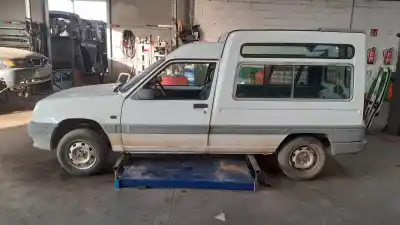 Veículo de Sucata RENAULT EXPRESS F40N 55 CV / 40 KW do ano 1997 alimentado F8Q