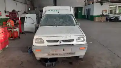 Sloopvoertuig renault express f40n 55 cv / 40 kw van het jaar 1997 aangedreven f8q