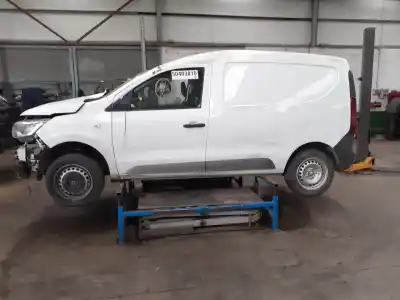 Veículo de Sucata renault express advance 95 cv / 70 kw do ano 2023 alimentado k9k876