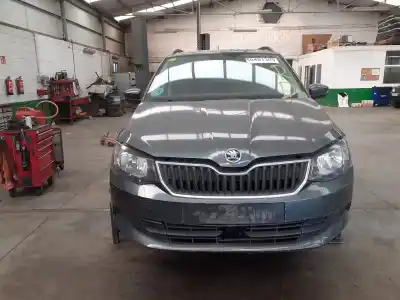 Veicolo di demolizione skoda fabia combi active dell'anno 2015 alimentato cjzc