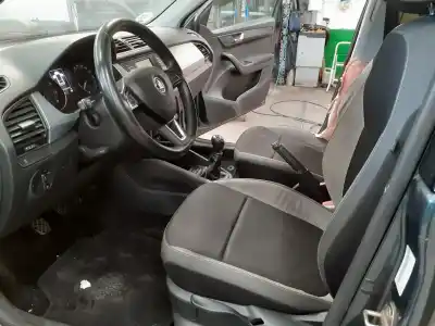 Veicolo di demolizione skoda fabia combi active dell'anno 2015 alimentato cjzc