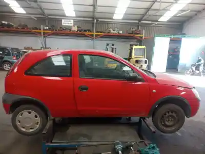 Veicolo di demolizione OPEL CORSA C Club dell'anno 2002 alimentato Z10XE