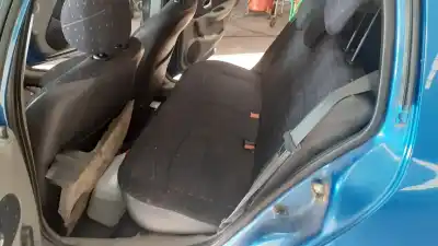 Здавання транспортного засобу renault clio ii fase ii (b/cb0) base authentique 65 cv / 48 kw року 2003 потужний k9k704