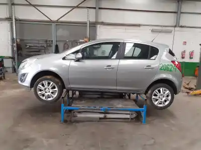 Scrapping Vehicle opel corsa d color edition of the year 2012 powered a13dtr