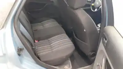 Véhicule à la ferraille ford focus berlina (cap) ambiente (d) de l'année 2008 alimenté g8db