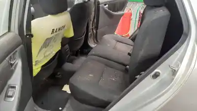 Scrapping Vehicle toyota corolla (e12) 2.0 d-4d linea luna berlina of the year 2005 powered 1cdftv