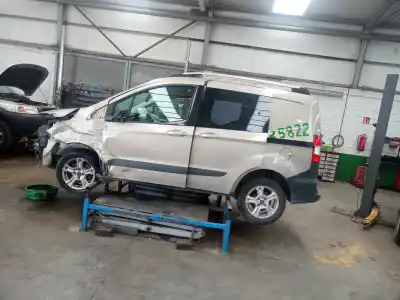 Sloopvoertuig ford transit courier combi ambiente van het jaar 2017 aangedreven xvcc