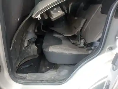 Sloopvoertuig ford transit courier combi ambiente van het jaar 2017 aangedreven xvcc