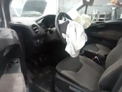 Sloopvoertuig ford transit courier combi ambiente van het jaar 2017 aangedreven xvcc