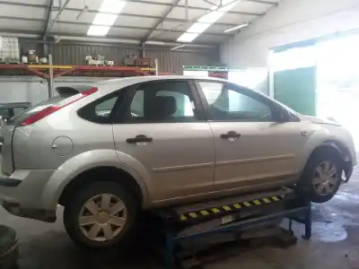 Veicolo di demolizione ford focus berlina (cap) ghia dell'anno 2005 alimentato g8da