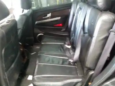 Veículo de Sucata ssangyong rexton 2.7 turbodiesel cat do ano 2005 alimentado d27dt
