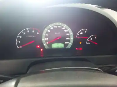Veículo de Sucata ssangyong rexton 2.7 turbodiesel cat do ano 2005 alimentado d27dt