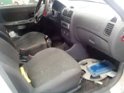 Здавання транспортного засобу hyundai accent (lc) gl 4p року 2000 потужний g4ecg