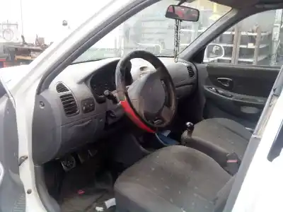 Здавання транспортного засобу hyundai accent (lc) gl 4p року 2000 потужний g4ecg