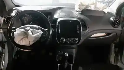 Veículo de Sucata renault captur ii zen 131 cv / 96 kw do ano 2019 alimentado h5h470