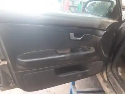 Scrapping Vehicle audi a4 b6 (8e2) 1.9 tdi of the year 2006 powered awx