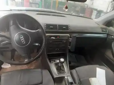 Scrapping Vehicle audi a4 b6 (8e2) 1.9 tdi of the year 2006 powered awx