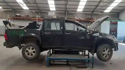 Veículo de Sucata isuzu d-max crew cab 4wd 136 cv / 100 kw do ano 2008 alimentado 4jk1e4c