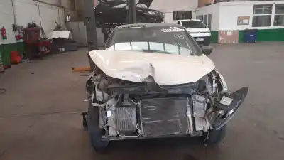 Veículo de Sucata renault captur zen 150 cv / 110 kw do ano 2019 alimentado h5h470