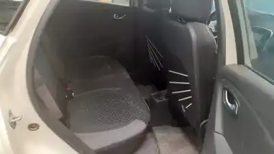 Veículo de Sucata renault captur zen 150 cv / 110 kw do ano 2019 alimentado h5h470