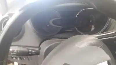 Veículo de Sucata renault captur zen 150 cv / 110 kw do ano 2019 alimentado h5h470