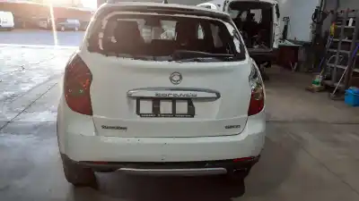 Veicolo di demolizione ssangyong korando line 4x2 dell'anno 2013 alimentato 172950