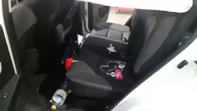 Veicolo di demolizione ssangyong korando line 4x2 dell'anno 2013 alimentato 172950