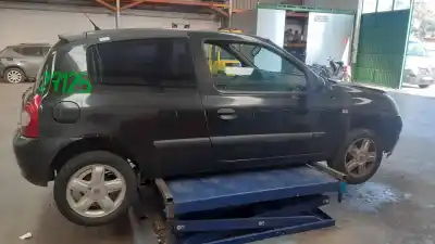 Scrapping Vehicle renault clio ii fase ii (b/cb0) base authentique 82 cv / 60 kw of the year 2003 powered k9k702