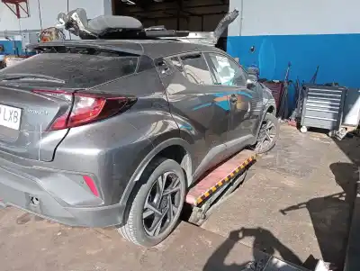 Здавання транспортного засобу toyota                                             c-hr                                                                                                                                                                                                                                                       hybrid active                                                                                                                                                                                                                                              року 2022 потужний 2zr