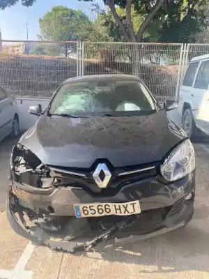 Vehículo de desguace RENAULT MEGANE III BERLINA 5 P Dynamique del año 2014 con motor K9K J8