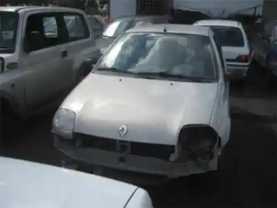Здавання транспортного засобу renault clio ii fase ii (b/cb0) 1.2 року 2000 потужний d7f710
