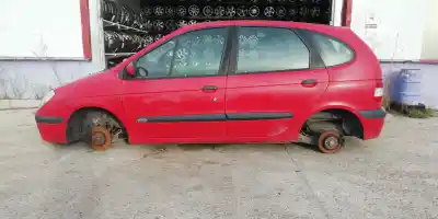 Scrapping Vehicle renault scénic i monospace (ja0/1_, fa0_) 1.9 dti (ja1u) of the year 2003 powered f9q 744