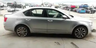 Здавання транспортного засобу skoda octavia combi (5e5) 1.6 tdi dpf року 2015 потужний clha